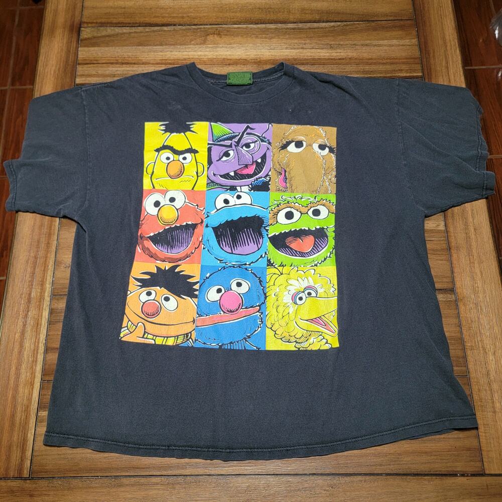Sesame Street Black Unisex Tee Square Characters - Size 2XL